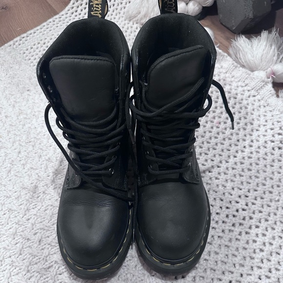 Dr. Martens WOMENS  size 6 drywair Black Shoes waterproof - Picture 5 of 11